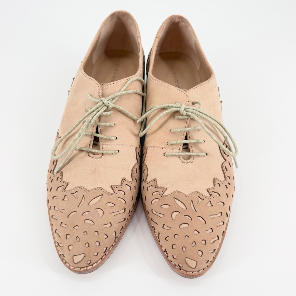 Pour La Victoire Laser Cut tan Leather Oxford Shoes Nude Women's 7.5 Rare - Picture 2 of 7